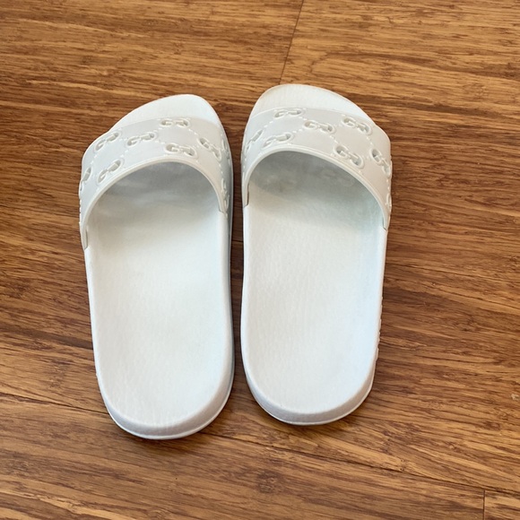 GUCCI Slides - Picture 6 of 10